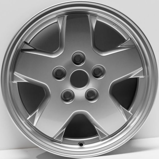 Picture of 16x7 Jeep Liberty Painted Silver Wheel Rim 5HW90ZDRAB
