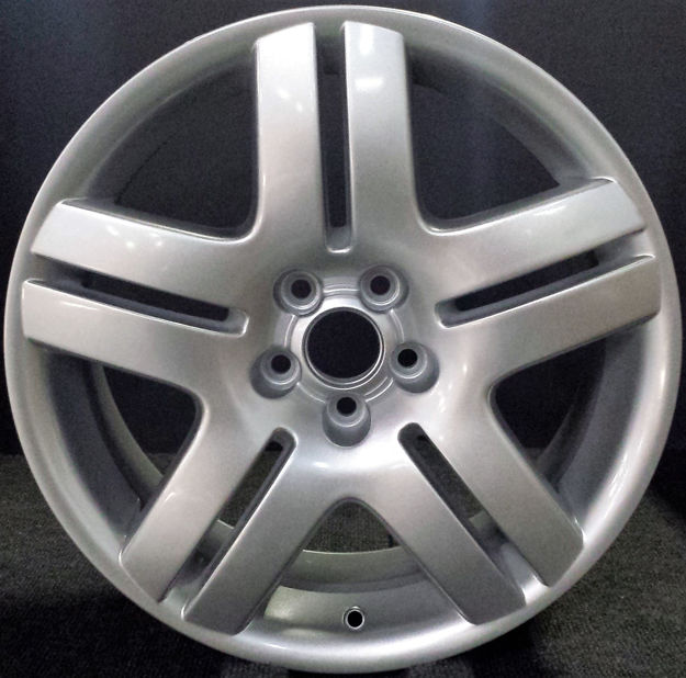 Picture of 17x7 Volkswagen Beetle, Golf, GLI, GTI, Jetta Wheel 1J0601025AB