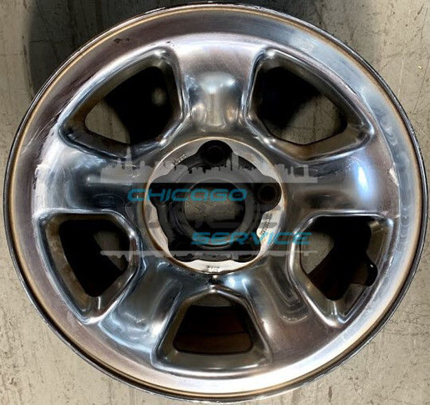 Picture of 17x8 Dodge Ram 1500 Used Chrome Steel Wheel 52113265AC