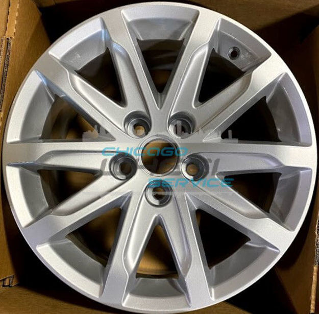 Picture of 17x8.5 Cadillac CTS 2014 2015 2016 Painted Silver Wheel 20984815