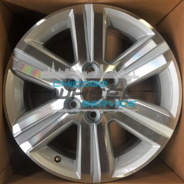 Picture of 18x7.5 Chevrolet Traverse Machined Silver Wheel 20997878