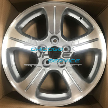 Picture of 18x7.5 Honda Pilot Machined Silver Wheel Rim 42700SZAA41
