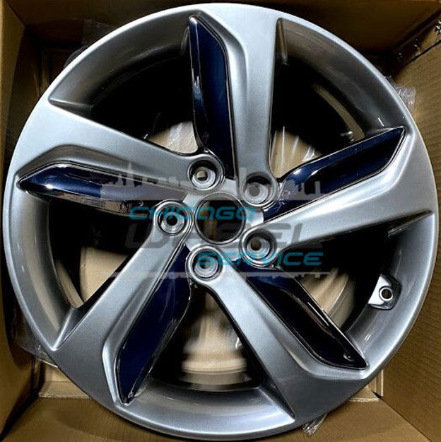 Picture of 18x7.5 Hyundai Veloster 2013 2014 2015 Replica Wheel 529052V350