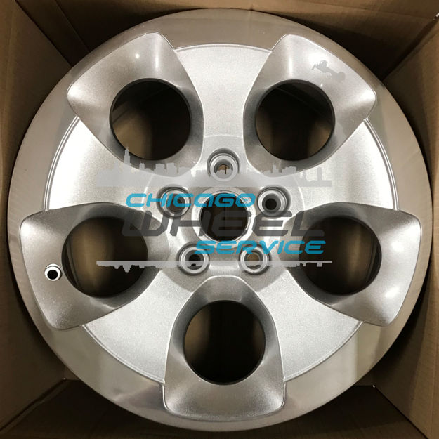 Picture of 18x7.5 Jeep Wrangler Silver Polish Wheel Rim 1XA51PAKAA