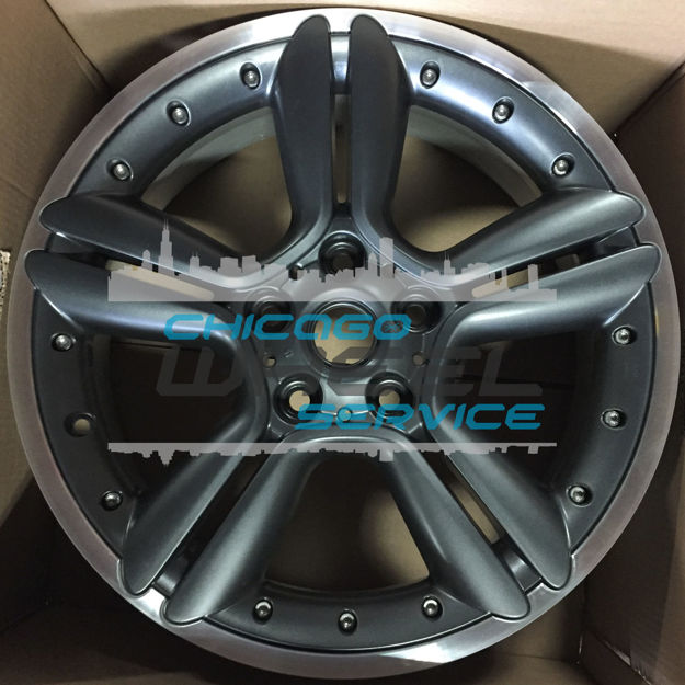 Picture of 18x7.5 Mini Countryman, Paceman Machined Charcoal Wheel 36109804376