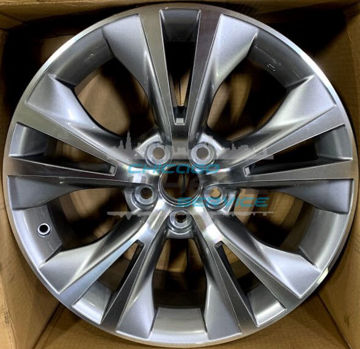 Picture of 18x7.5 Toyota Highlander Machined Light Charcoal Replica Wheel 426110E260