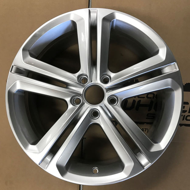 Picture of 18x7.5 Volkswagen Jetta 2015 2016 2017 2018 Wheel 5K0601025P