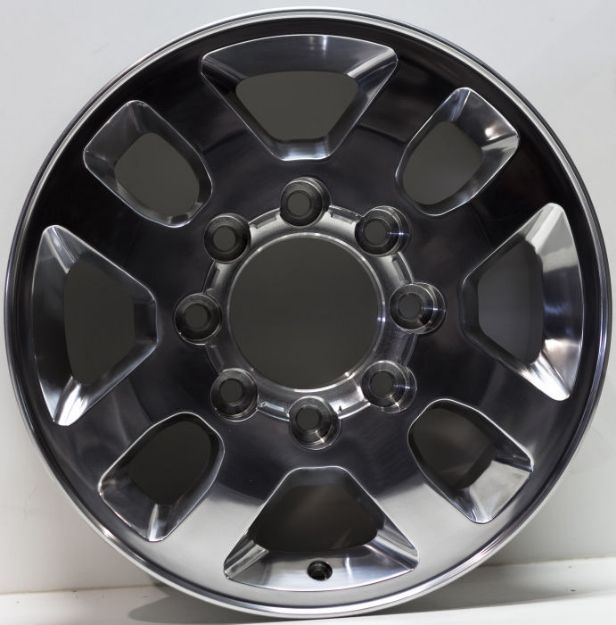 Picture of 18x8 Chevrolet Silverado 2500, 3500 Wheel Rim 9597733
