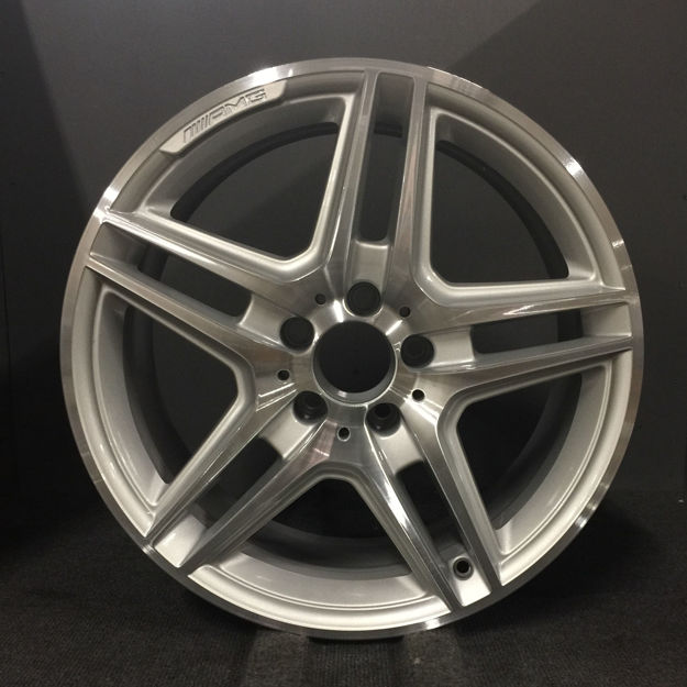 Picture of 18x8 Mercedes E300, E350, E400, E550 Front Wheel Rim 2074011502