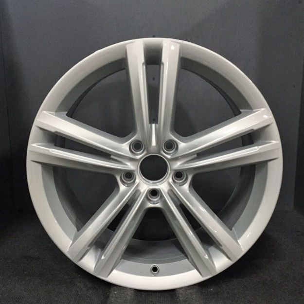 Picture of 18x8 Volkswagen Passat 2012 2013 2014 2015 Wheel 561601025C8Z8