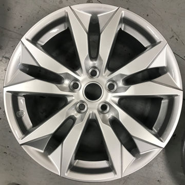 Picture of 18x8.5 Chevrolet Malibu Hyper Silver OEM Wheel 23506526