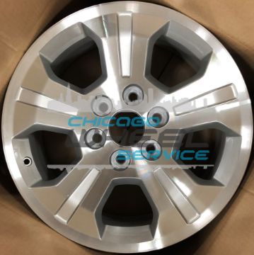 Picture of 18x8.5 Chevrolet Silverado 1500 Machined Silver OEM Wheel 20937771