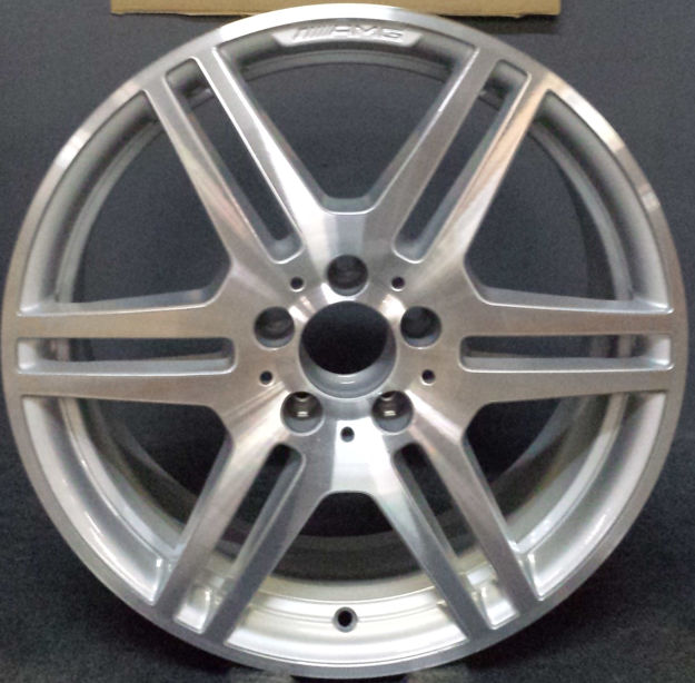 Picture of 18x9 Mercedes E350, E550 2010 2011 Rear Wheel Rim 2124012402