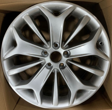 Picture of 19x8.5 Ford Taurus Wheel Rim DG131007CA, DG1Z1007E