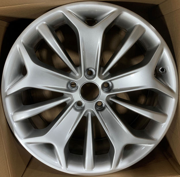 Picture of 19x8.5 Ford Taurus Wheel Rim DG131007CA, DG1Z1007E