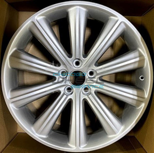 Picture of 20x8 Ford Flex Silver Wheel Rim DA8Z1007E