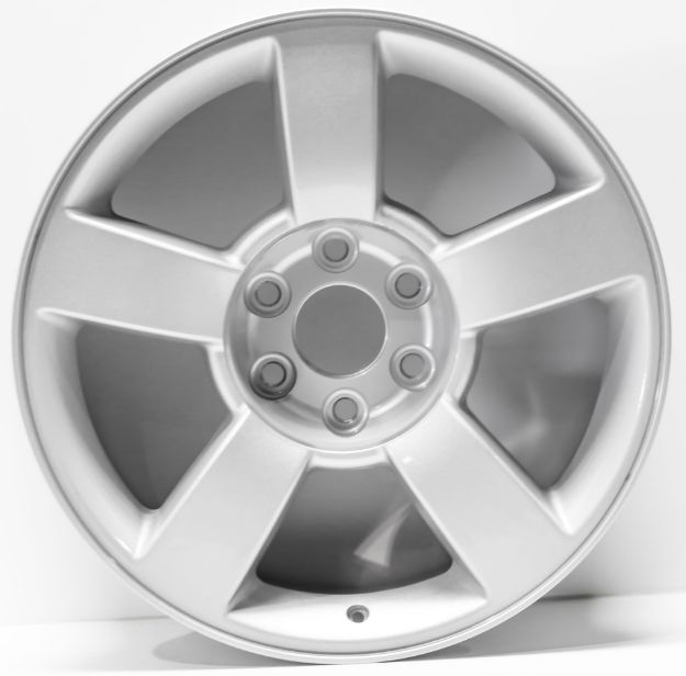 Picture of 20x8.5 Chevrolet Silverado 1500, GMC Sierra 1500 Silver Wheel 12451753