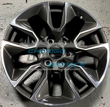 Picture of 20x9 Chevrolet Silverado 1500, GMC Sierra 1500 Machined Dark Charcoal Replica Wheel 23376222