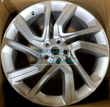 Picture of 21x9.5 Land Rover Discovery, Range Rover Sport Painted Silver Wheel LR099136