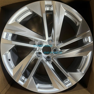 Picture of 20x9 Audi Q7 Wheel Rim 4M0601025BQ