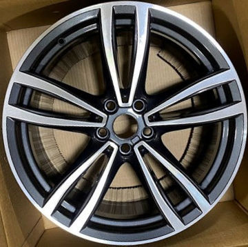 Picture of 19x9.5 BMW 640i GT, 740e, 740i, 745e, 750i, M760i Machined Dark Charcoal Rear Rim 36118092591