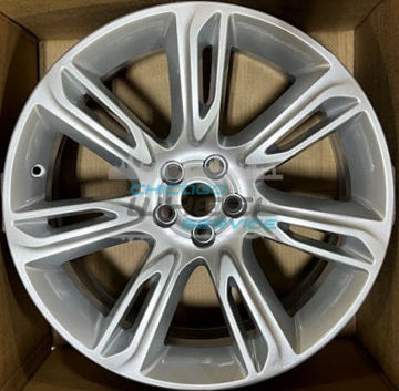 Picture of 22x9 Land Rover Range Rover Velar Silver Wheel Rim LR092491