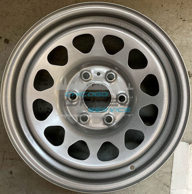 Picture of 17x8 Chevrolet Silverado 1500, GMC Sierra 1500 Silver Steel Wheel 84440191