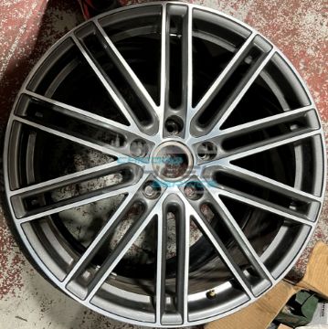 Picture of 21x9.5 Porsche Panamera Front Wheel 971601025E0C6