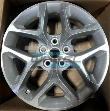 Picture of 18x8 Buick LaCrosse, Regal 2016 2017 Machined Silver Wheel Rim 20945671