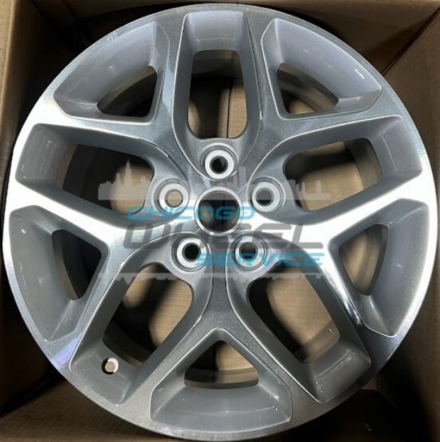 Picture of 18x8 Buick LaCrosse, Regal 2016 2017 Machined Silver Wheel Rim 20945671