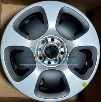 Picture of 15x6.5 Fiat 500e Silver/ Black Inserts New Wheel Rim 68109927AB