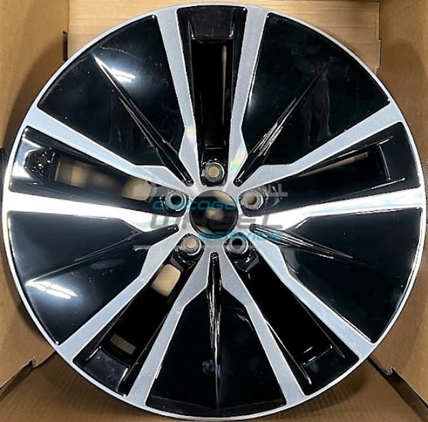 Picture of 19x8 Volvo XC90 Wheel Rim 316802164