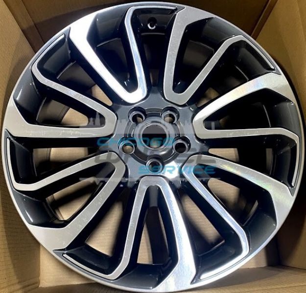 Picture of 22x9.5 Land Rover Range Rover Machined Charcoal Replica Wheel Rim LR039141