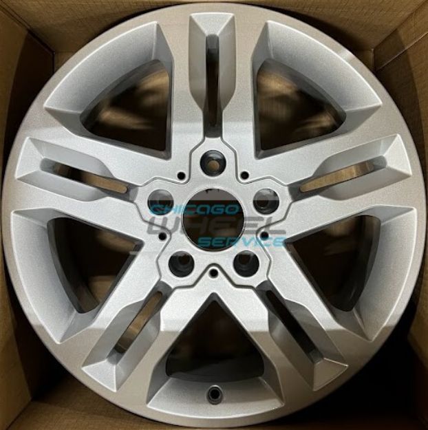 Picture of 18x7.5 Mercedes G550 Wheel Rim 4634012502