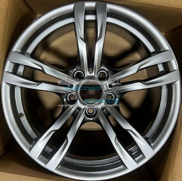 Picture of 18x8.5 BMW 320i, 328i, 330e, 330i, 335i, 340i, 428i, 430i, 435i, 440i Rear Hyper Rim 36117852492