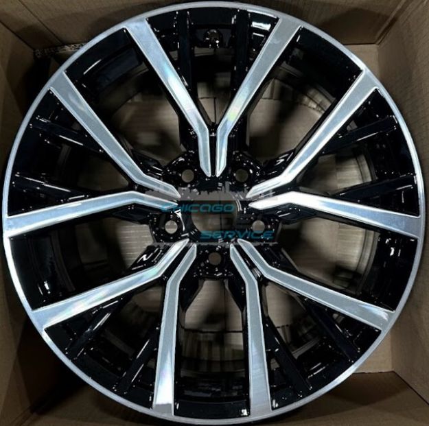 Picture of 17x7 Volkswagen Tiguan Machined Black Wheel 5NN601025K
