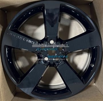 Picture of 22x9 Land Rover Defender Black Wheel Rim LR132993
