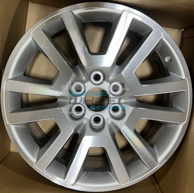 Picture of 20x7.5 GMC Acadia 2013 2014 2015 2016 Machined Silver Wheel Rim 23115710, 20997892