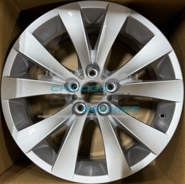 Picture of 18x8 BMW 650i Wheel Rim 36116777352